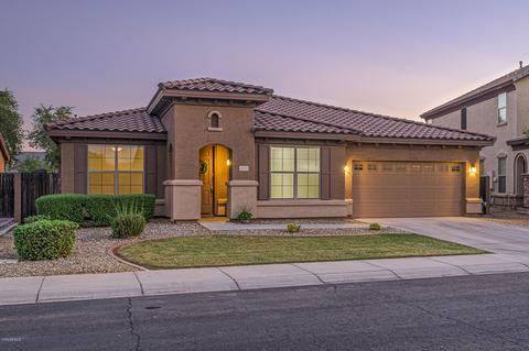 2831 E Fandango Dr, Gilbert, AZ 85298 photo 1