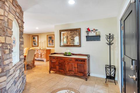 4243 E Mercer Ln, Phoenix, AZ 85028 photo 3