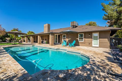 1903 E Diamond Dr, Tempe, AZ 85283 photo 2