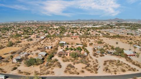 2148 E Desert Ln, Phoenix, AZ 85042 photo 76