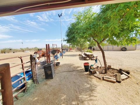 2148 E Desert Ln, Phoenix, AZ 85042 photo 11