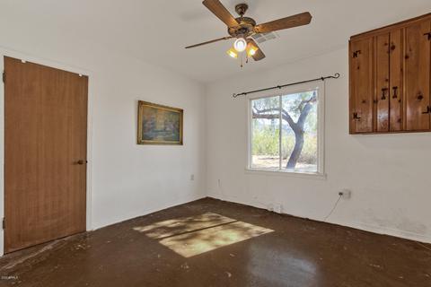 2148 E Desert Ln, Phoenix, AZ 85042 photo 37