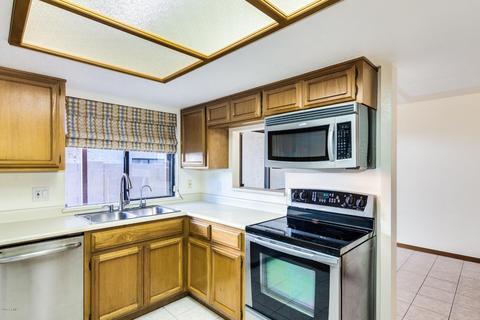 2524 E Paradise Dr, Phoenix, AZ 85028 photo 9