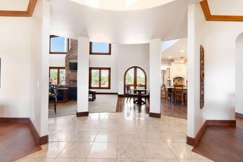 2430 E Vaughn Ave, Gilbert, AZ 85234 photo 4