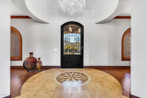 2430 E Vaughn Ave, Gilbert, AZ 85234 photo 3