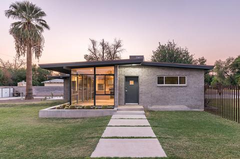 8236 N 18th Ave, Phoenix, AZ 85021 photo 1