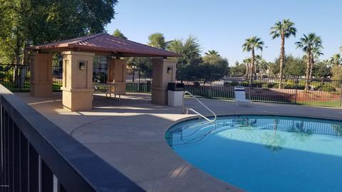73 E Palomino Dr, Gilbert, AZ 85296 photo 9