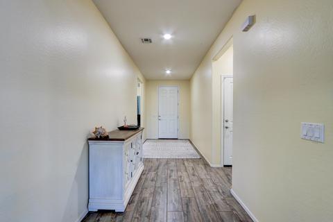 1746 E Grenadine Rd, Phoenix, AZ 85040 photo 5
