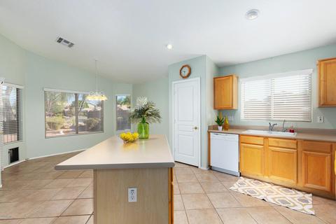 760 Eagle Ln, Gilbert, AZ 85296 photo 8