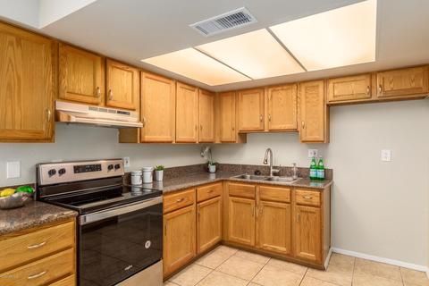 716 E Dobbins Rd, Phoenix, AZ 85042 photo 8