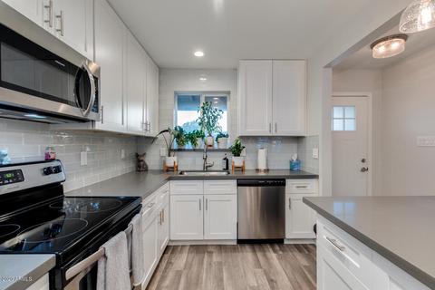 2120 W Northview Ave, Phoenix, AZ 85021 photo 10