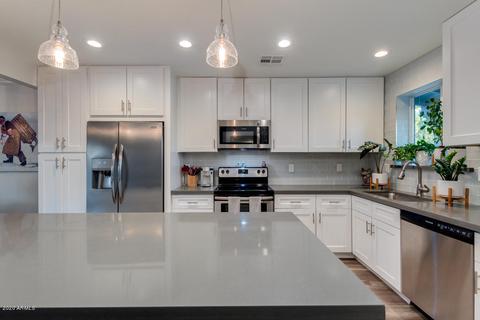 2120 W Northview Ave, Phoenix, AZ 85021 photo 9