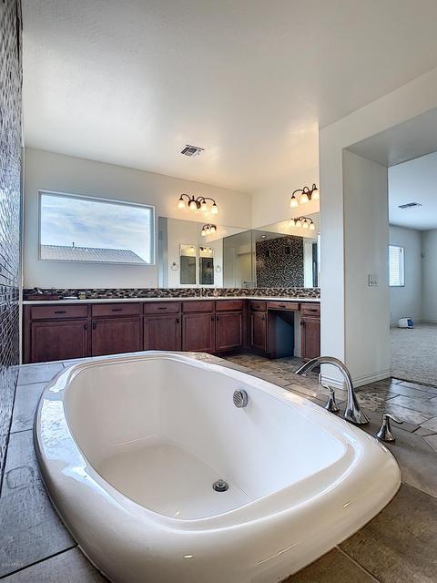 2161 E Tomahawk Dr, Gilbert, AZ 85298 photo 52