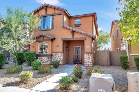 3761 E Kerry Ln, Phoenix, AZ 85050 photo 1
