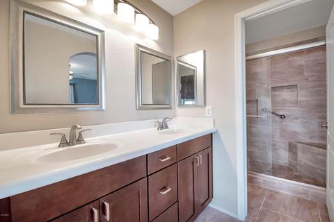 3761 E Kerry Ln, Phoenix, AZ 85050 photo 19