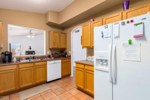 2415 E Rosemonte Dr, Phoenix, AZ 85050 photo 4