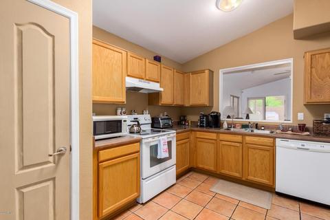 2415 E Rosemonte Dr, Phoenix, AZ 85050 photo 6