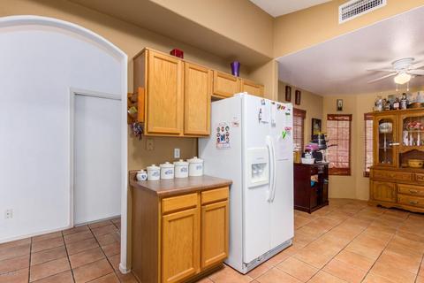 2415 E Rosemonte Dr, Phoenix, AZ 85050 photo 5
