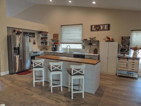 4517 E Mountain Sky Ave, Phoenix, AZ 85044 photo 2