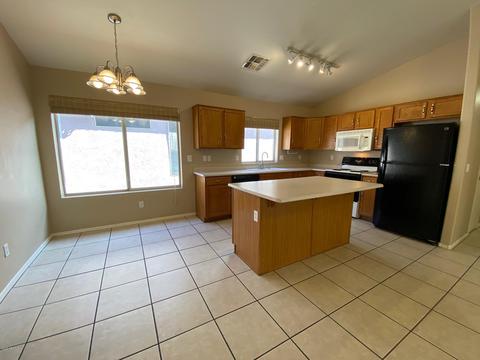 4332 E Glenhaven Dr, Phoenix, AZ 85048 photo 4