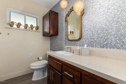 4245 E Osborn Rd, Phoenix, AZ 85018 photo 15