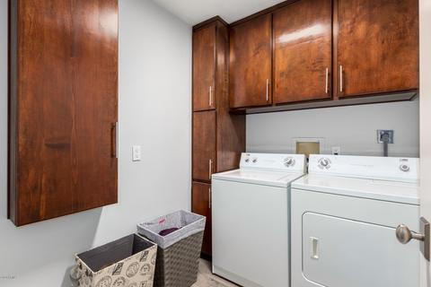 4245 E Osborn Rd, Phoenix, AZ 85018 photo 14