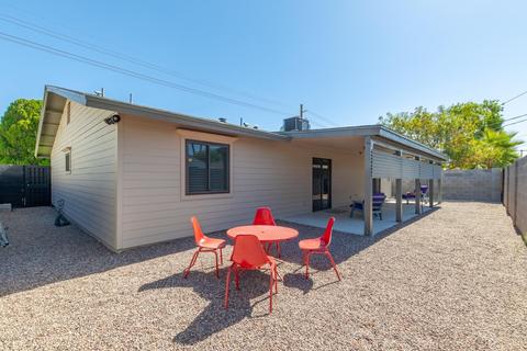 4245 E Osborn Rd, Phoenix, AZ 85018 photo 16