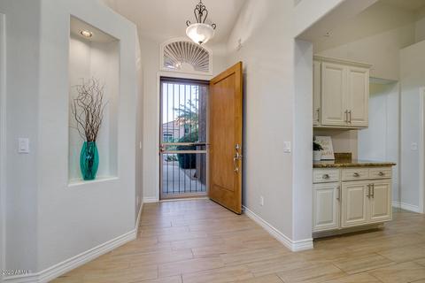 4035 E Hamblin Dr, Phoenix, AZ 85050 photo 9