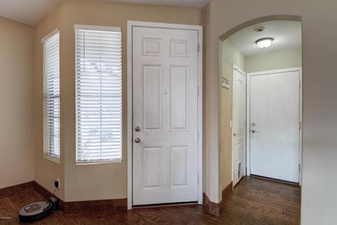 434 E Redwood Ln, Phoenix, AZ 85048 photo 8