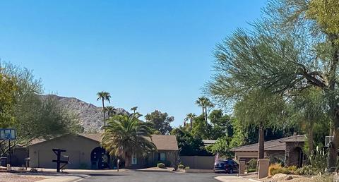 2631 E Sahuaro Dr, Phoenix, AZ 85028 photo 4