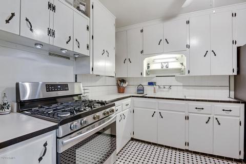2519 E Montecito Ave, Phoenix, AZ 85016 photo 2