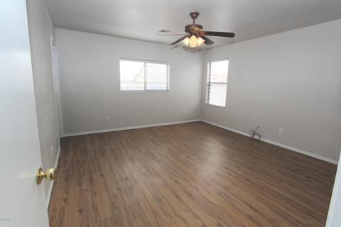 8533 E Desert Ln, Mesa, AZ 85209 photo 15
