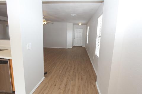 8533 E Desert Ln, Mesa, AZ 85209 photo 5