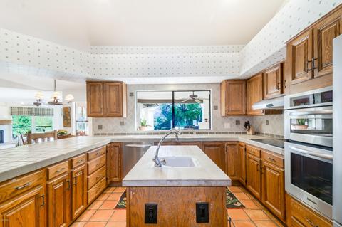 2251 E Vogel Ave, Phoenix, AZ 85028 photo 7