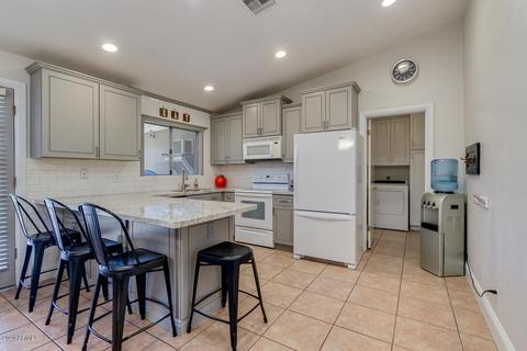 233 W Scott Ave, Gilbert, AZ 85233 photo 11