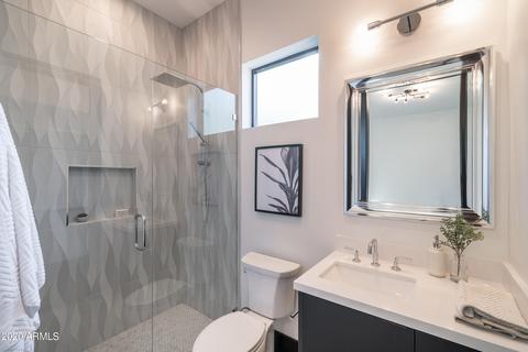 4508 N 34th St, Phoenix, AZ 85018 photo 8