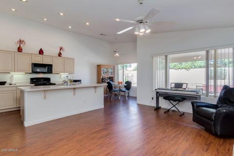 3418 E Kerry Ln, Phoenix, AZ 85050 photo 9