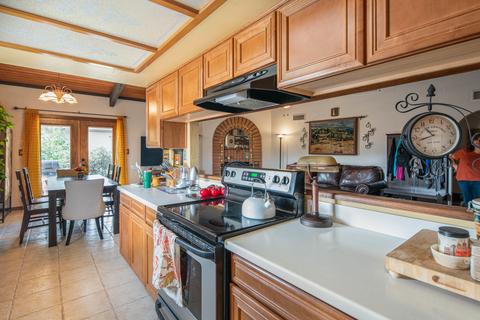 1221 E Mescal St, Phoenix, AZ 85020 photo 9