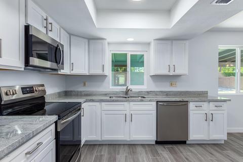1911 E Pegasus Dr, Tempe, AZ 85283 photo 9
