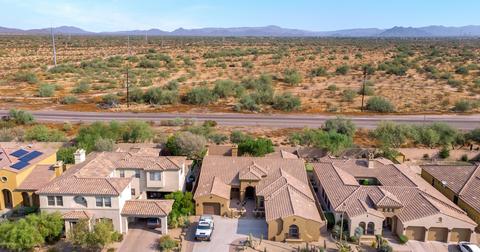 3532 Expedition Way, Phoenix, AZ 85050 photo 3