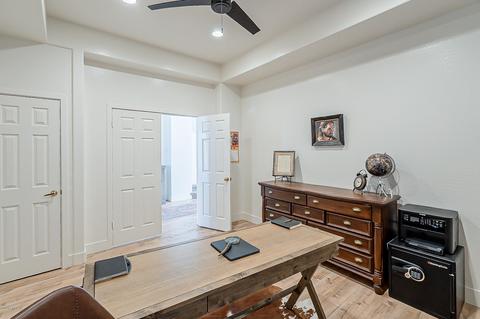 560 E Betsy Ln, Gilbert, AZ 85296 photo 10
