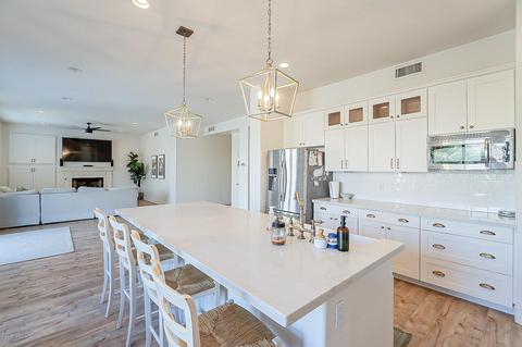 560 E Betsy Ln, Gilbert, AZ 85296 photo 16