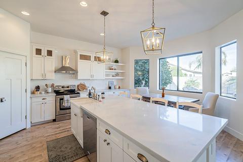 560 E Betsy Ln, Gilbert, AZ 85296 photo 11