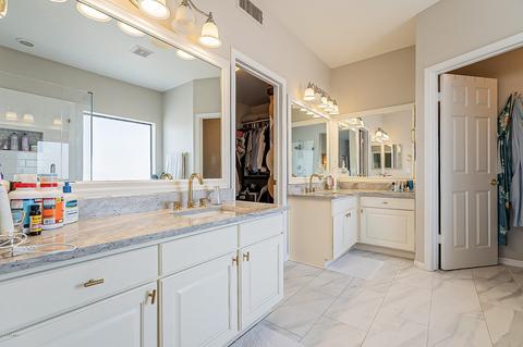 560 E Betsy Ln, Gilbert, AZ 85296 photo 25