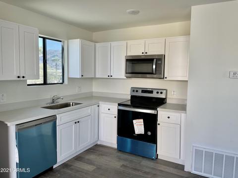 813 E Siesta Dr, Phoenix, AZ 85042 photo 6