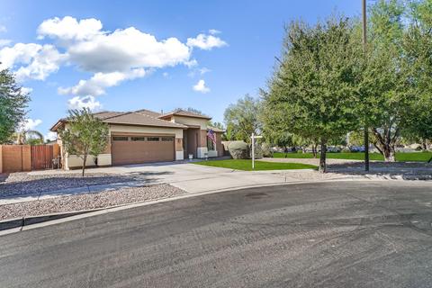 4130 S Splendor Ct, Gilbert, AZ 85297 photo 2