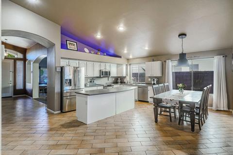 3239 W Adobe Dam Rd, Phoenix, AZ 85027 photo 2