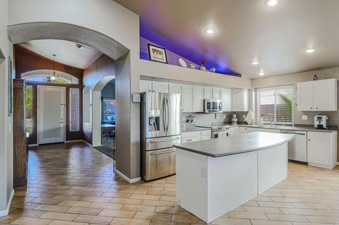3239 W Adobe Dam Rd, Phoenix, AZ 85027 photo 1