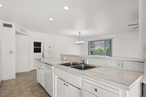 2940 W Evans Dr, Phoenix, AZ 85053 photo 13