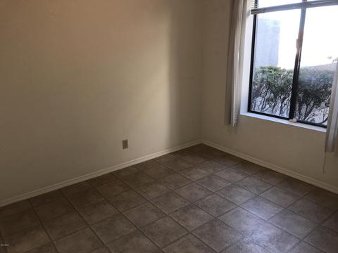 2304 E Winchcomb Dr, Phoenix, AZ 85022 photo 11